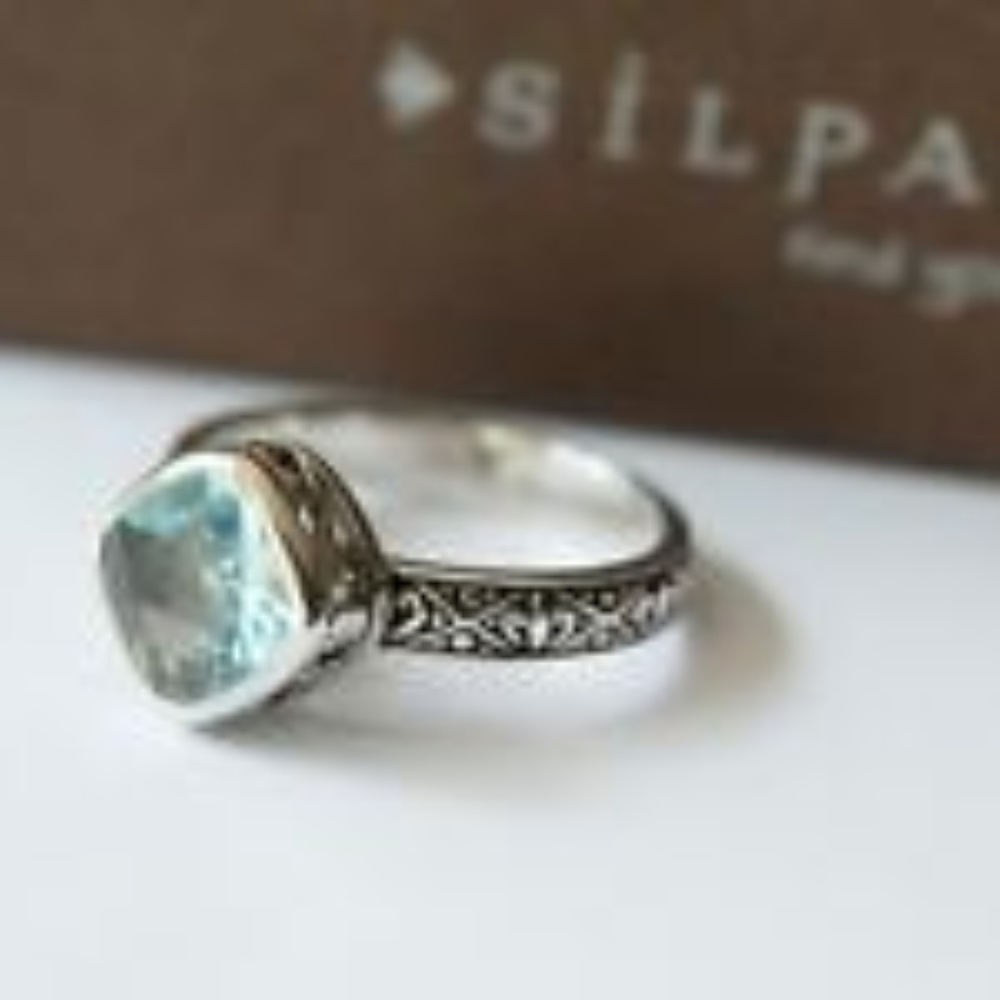 Silpada .925 Frozen Lake Aqua Blue Ring R2044